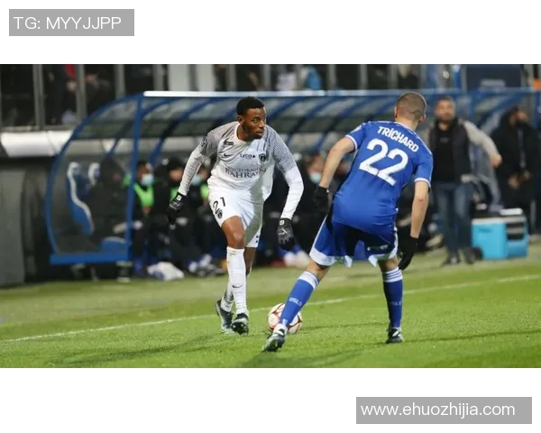 法乙联赛激战图尔主场迎战奥尔良双方争夺关键三分 法乙联赛激战图尔主场迎战奥尔良双方争夺关键三分